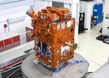 El satélite argentino SABIA-Mar está llegandando a la recta final de su desarrollo mientras atraviesa una serie de ensayaos ambientales que lo preparan para la puesta en órbita. Crédito: CONAE.