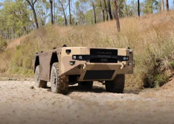 Thales Australia y 3ME Technology presentaron BladeHAUL, un vehículo militar autónomo diseñado para transportar hasta 10.000 kg de carga. Crédito: Thales.