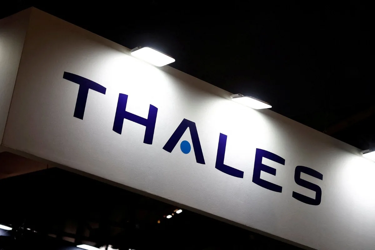 Thales Australia y 3ME Technology presentaron BladeHAUL, un vehículo militar autónomo diseñado para transportar hasta 10.000 kg de carga.